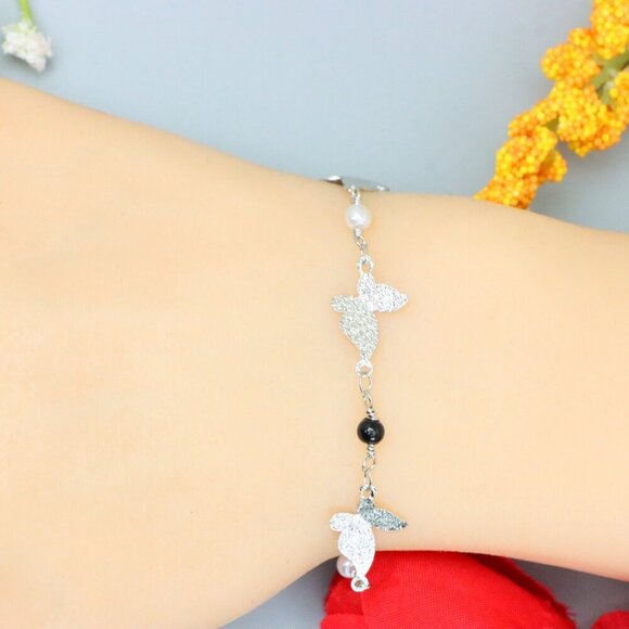 "Elegant & Trendy Bracelet, A Perfect Gift for Women, Thoughtful, EVCH1887 - Picture 1 of 10